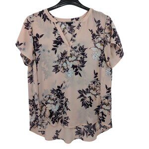 Torrid Floral Henley Top Women Size 1X Chiffon Feminine Office Hi Low Cottage